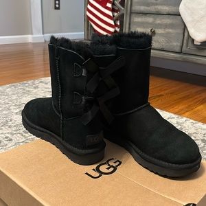 women bailey II ugg boots